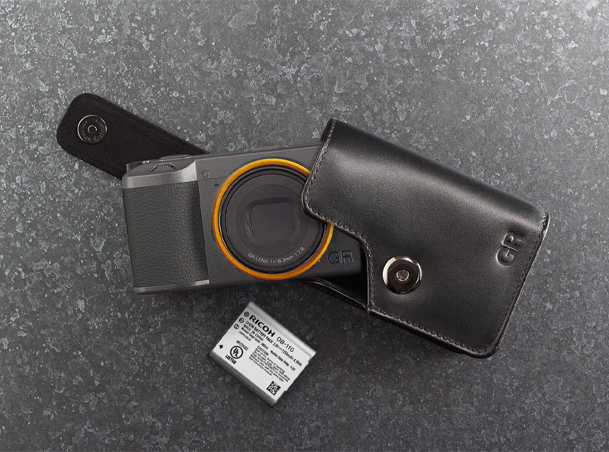 Компактный фотоаппарат RICOH GR III Street Edition kit