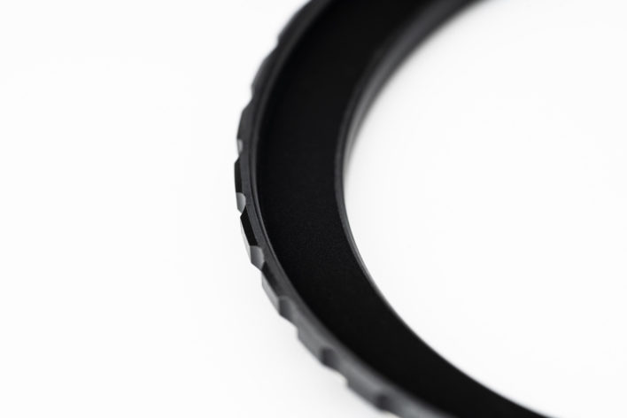 Повышающее титановое кольцо NiSi Ti Adapter Ring 49-77mm